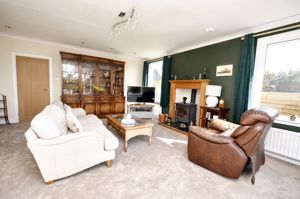 Living room- click for photo gallery